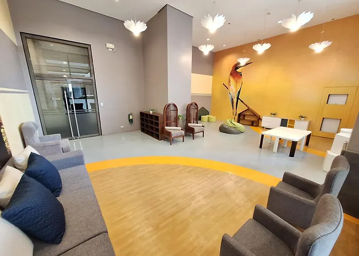 Expansive 1br -40sqm -pet -parking,moa,picc,wtc, Airport *